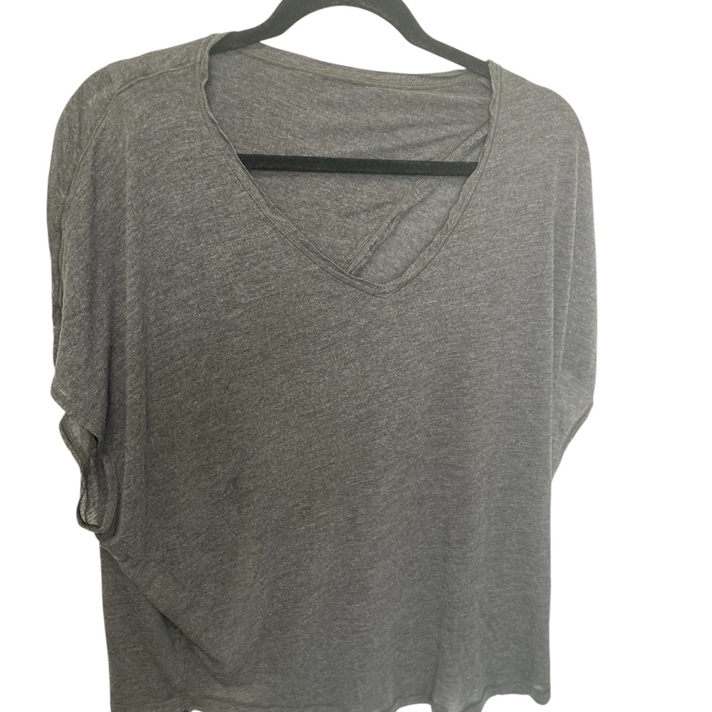 Lululemon Gray V-Neck Women's Top with open back - Size M/L